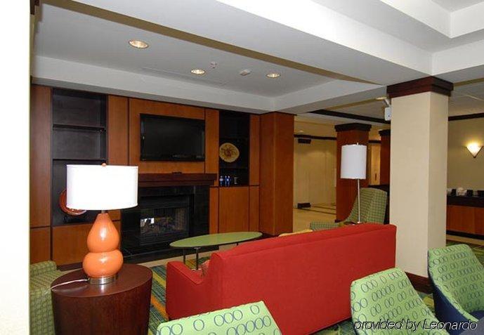 Fairfield Inn & Suites Бедфорд Екстериор снимка