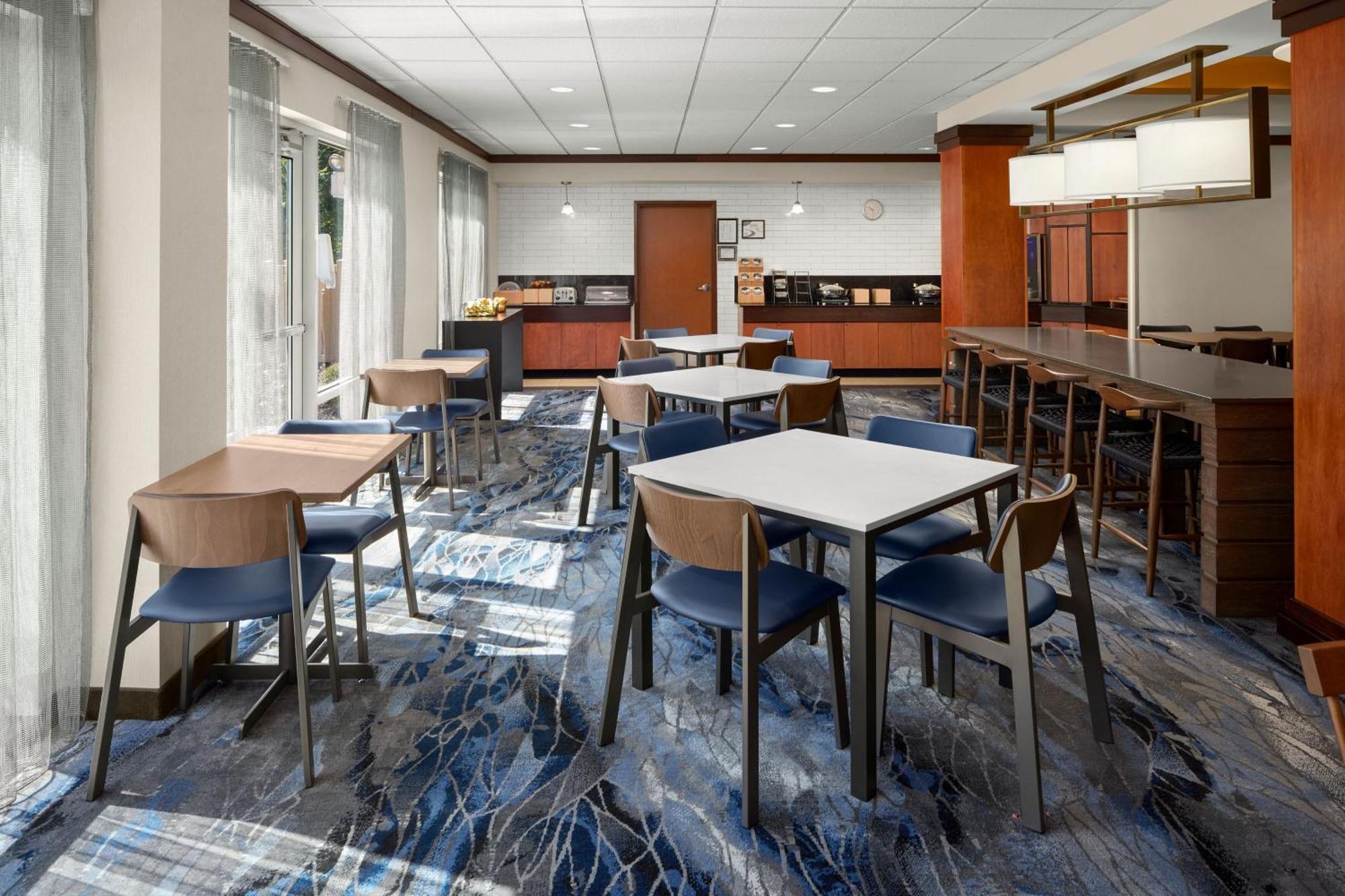 Fairfield Inn & Suites Бедфорд Екстериор снимка
