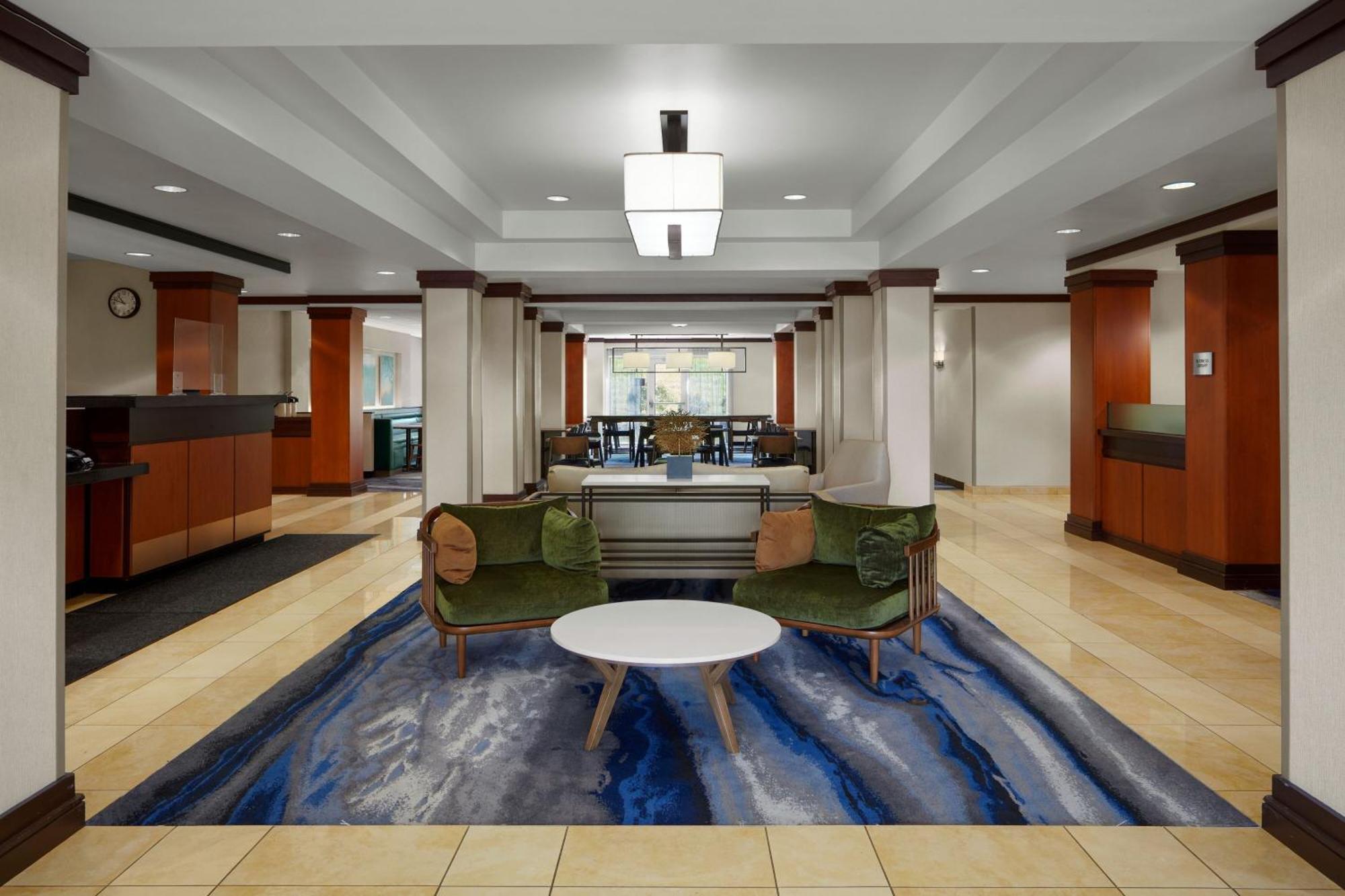 Fairfield Inn & Suites Бедфорд Екстериор снимка